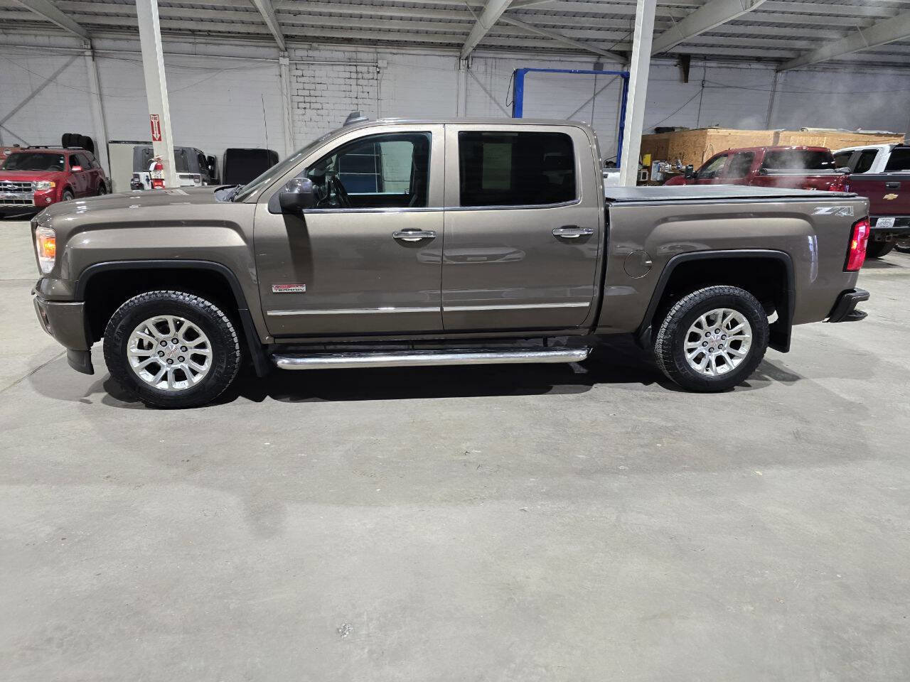 Used 2015 GMC Sierra 1500 SLE w/ All-Terrain Package image 5
