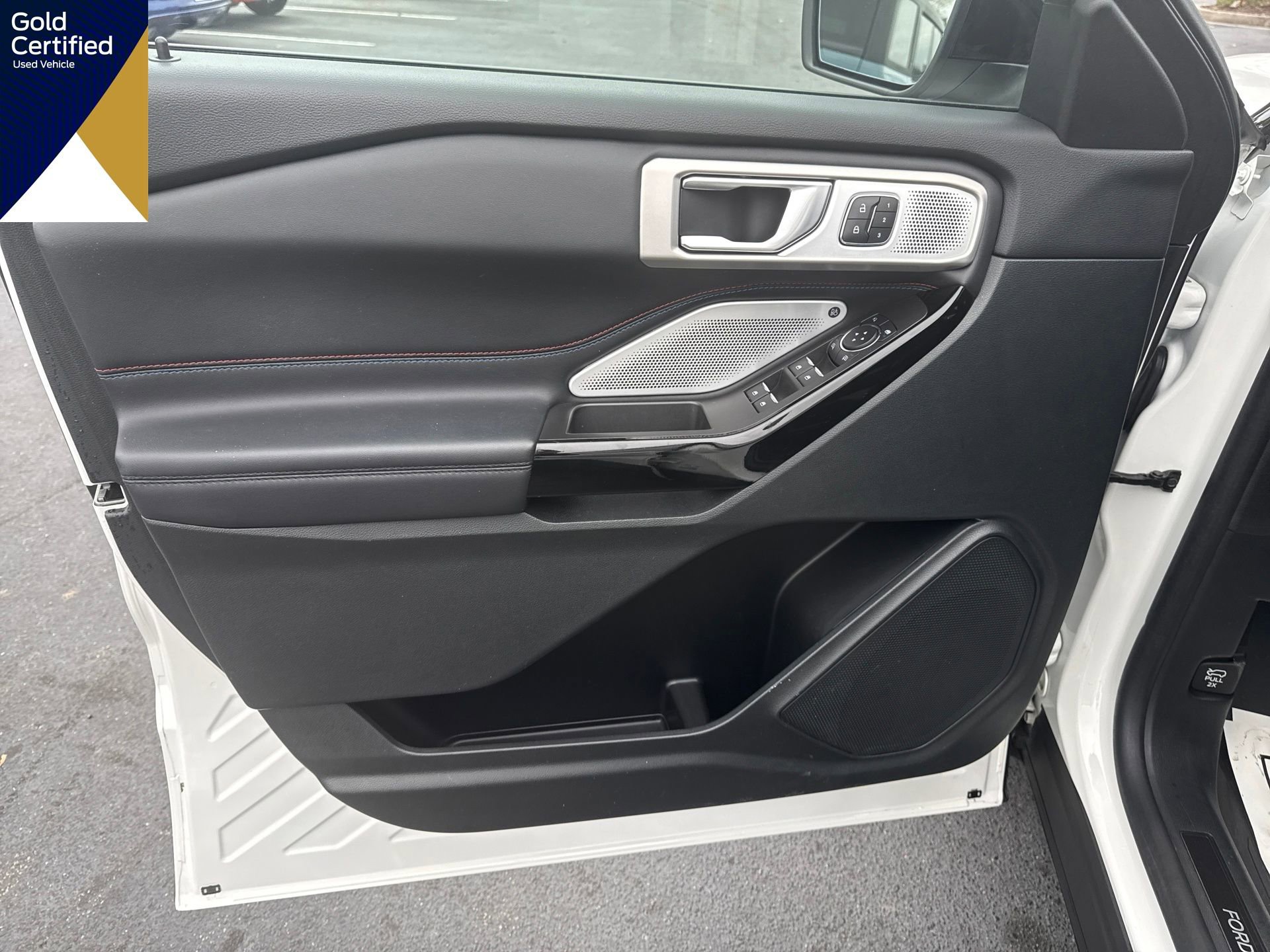 Certified 2024 Ford Explorer ST w/ Equipment Group 401A image 13