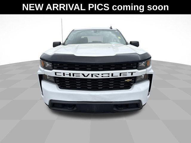 Used 2022 Chevrolet Silverado 1500 Custom RWD image 2