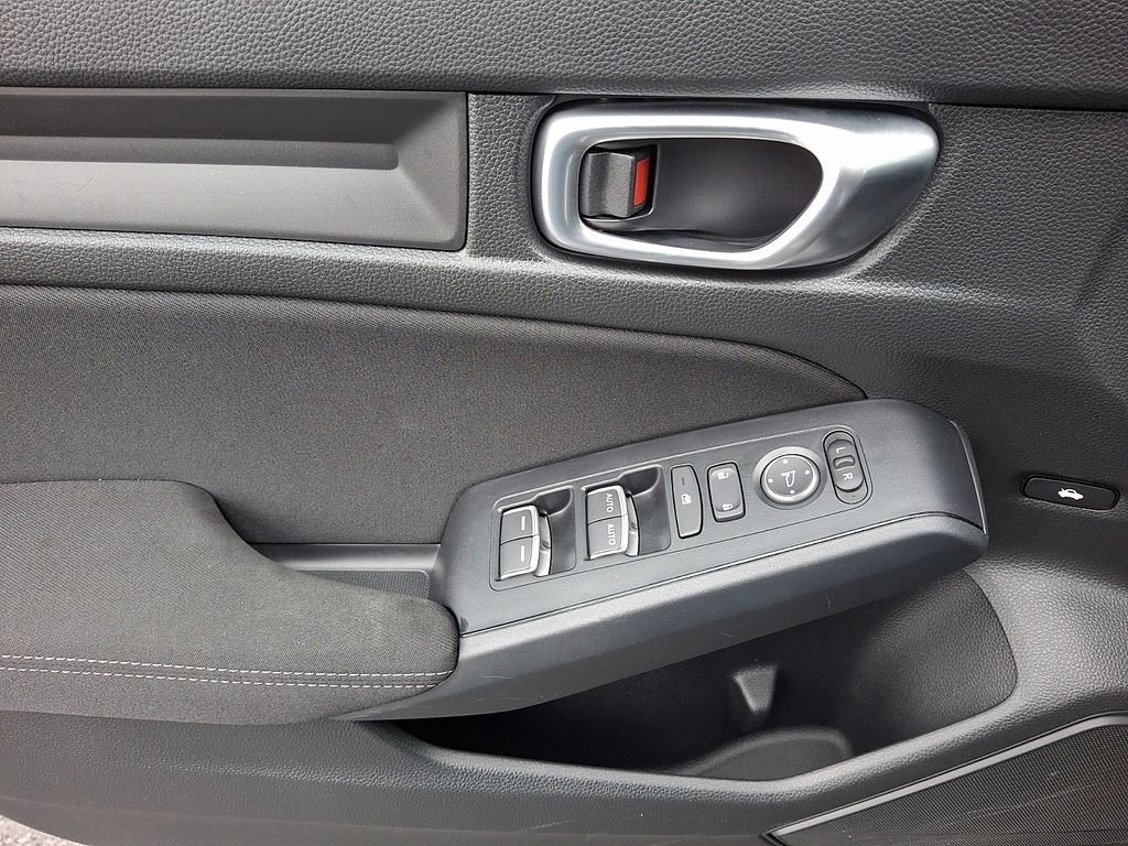 Used 2023 Honda Civic Sport image 13