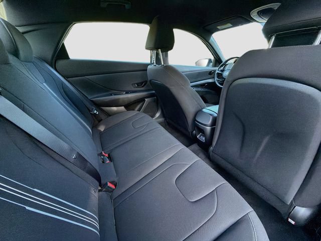 Certified 2025 Hyundai Elantra Sport FWD image 25