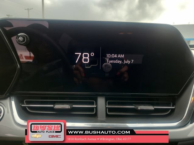 Used 2024 Chevrolet Trax LT w/ Driver Confidence Package FWD image 23