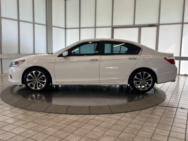 Used 2014 Honda Accord Sport image 4