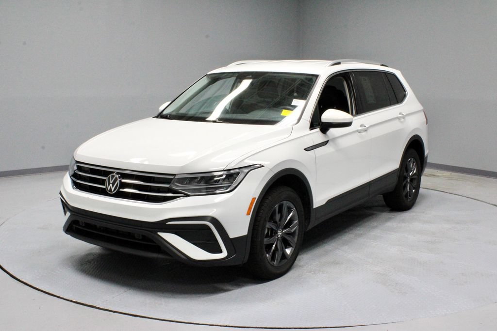 Used 2024 Volkswagen Tiguan SE FWD image 7