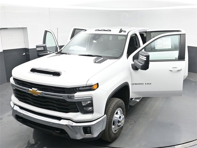 Used 2025 Chevrolet Silverado 3500 LT w/ All Star Edition image 48