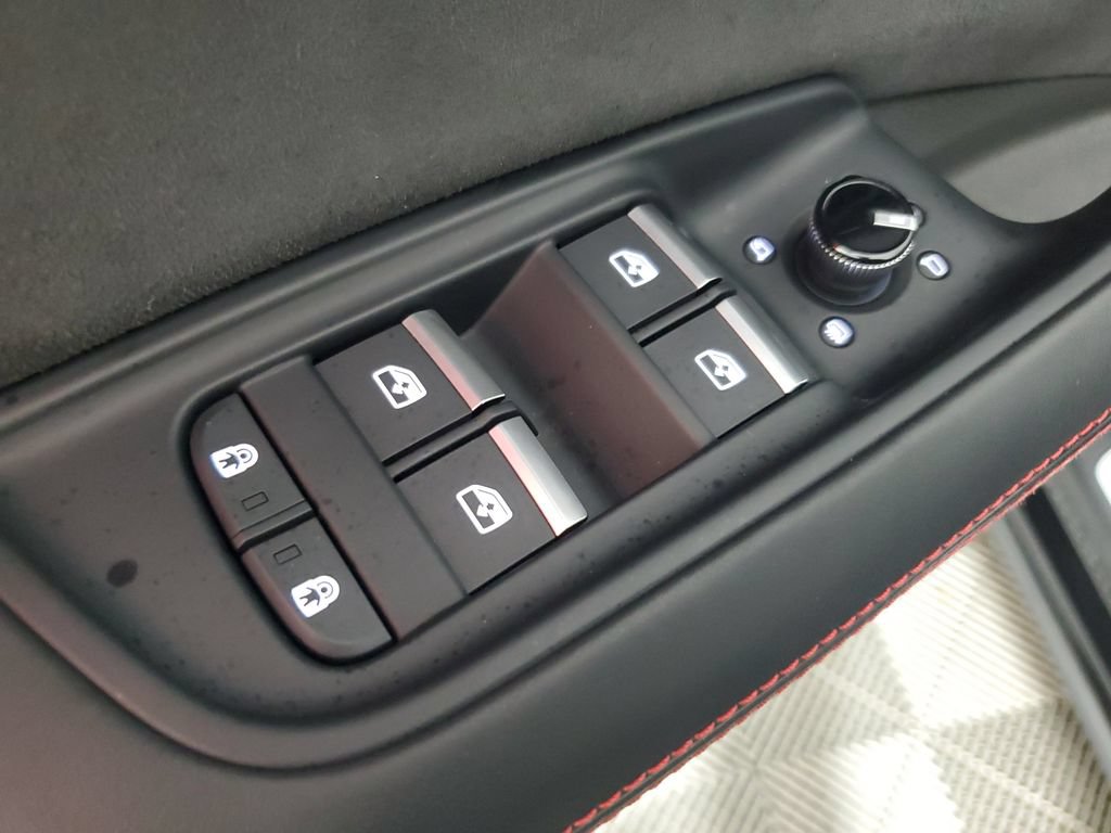 Used 2024 Audi RS Q8 AWD/4WD image 18