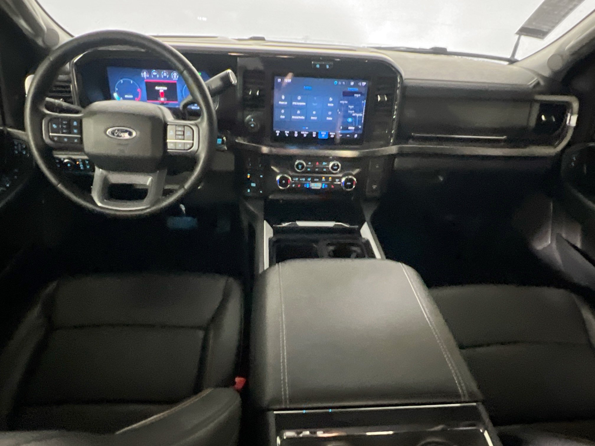 Used 2025 Ford F250 Lariat w/ Lariat Ultimate Package AWD/4WD image 30