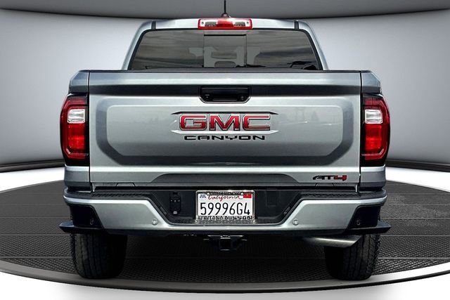 Used 2025 GMC Canyon AT4 image 5