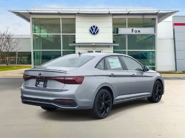 New 2026 Volkswagen Jetta SE FWD image 4