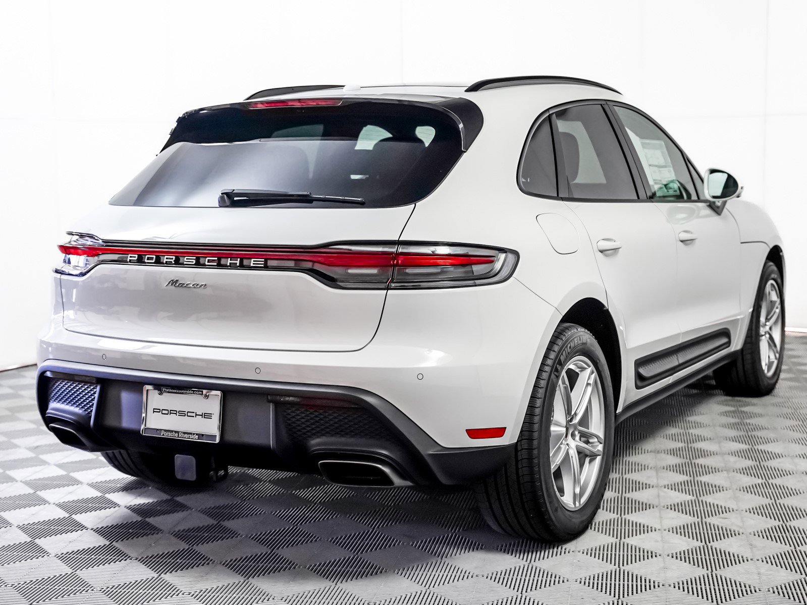 New 2026 Porsche Macan image 10