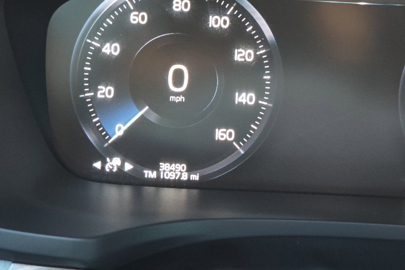 Used 2022 Volvo V60 T5 Cross Country w/ Advanced Package image 28