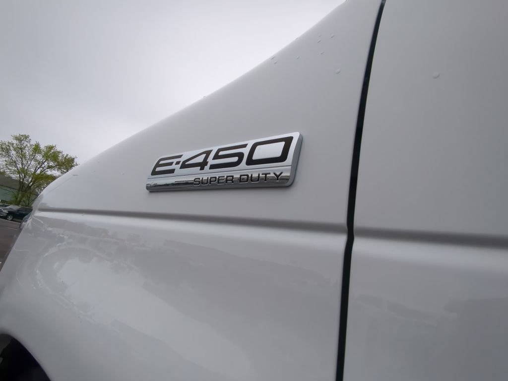 New 2024 Ford E-450 and Econoline 450 Super Duty w/ Power Windows & Locks Group RWD image 14
