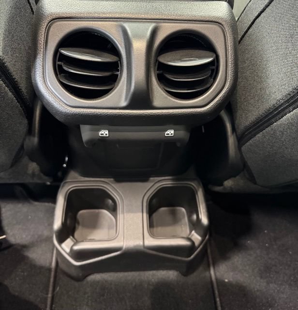Used 2025 Jeep Gladiator Sport AWD/4WD image 28