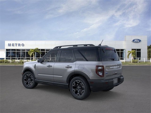 New 2025 Ford Bronco Sport Outer Banks image 4
