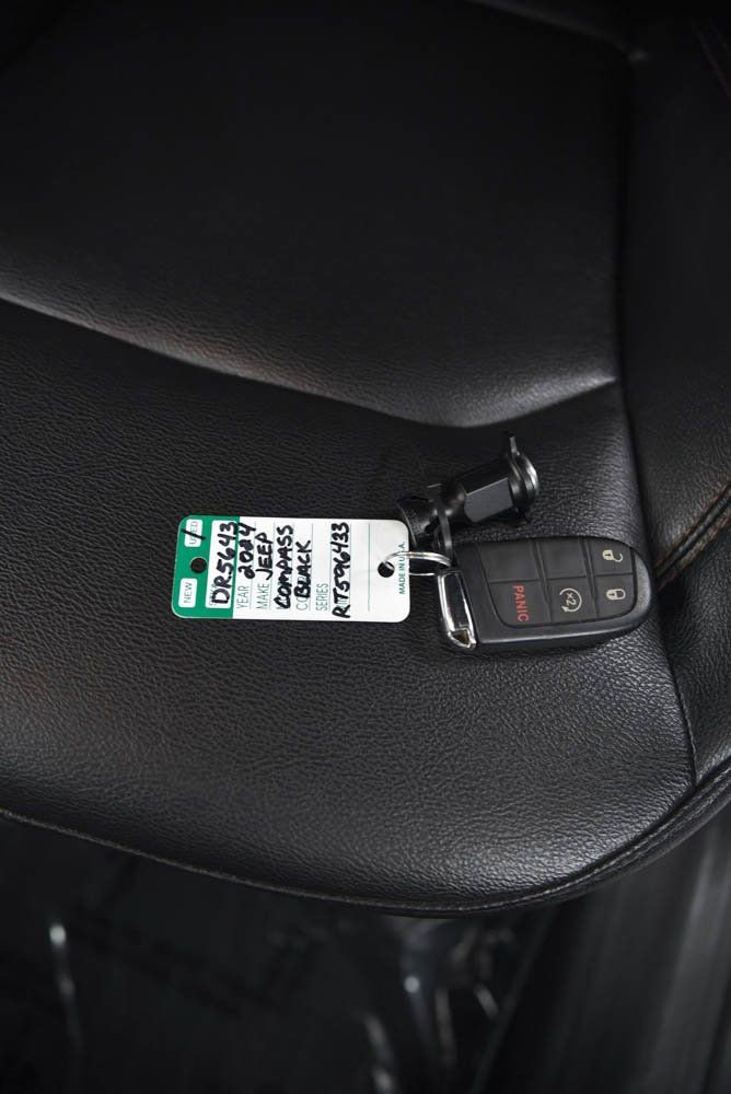 Used 2024 Jeep Compass Limited image 25