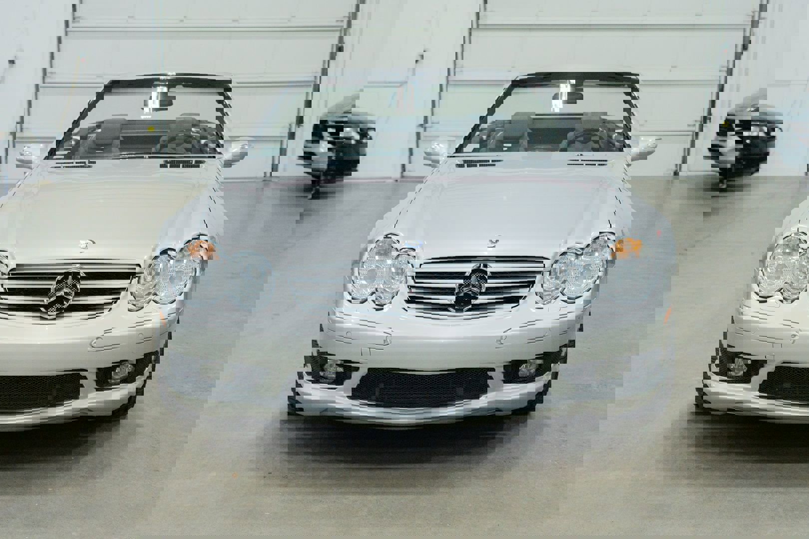 Used 2004 Mercedes-Benz SL 55 AMG image 2