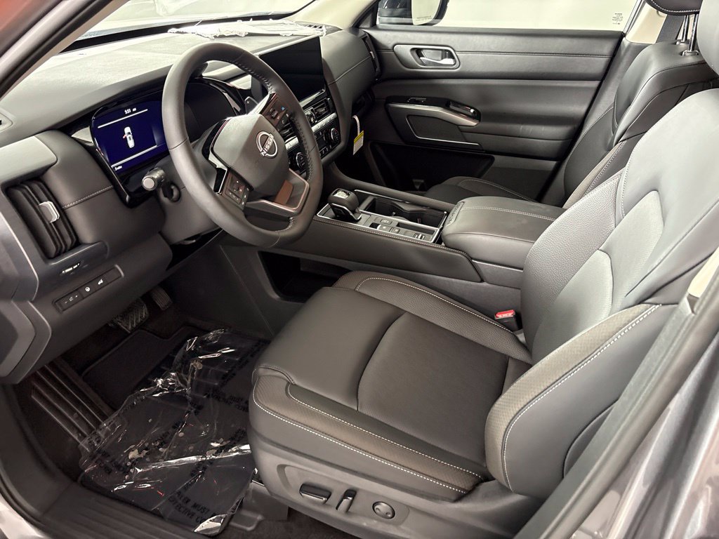 New 2026 Nissan Pathfinder SL FWD image 28