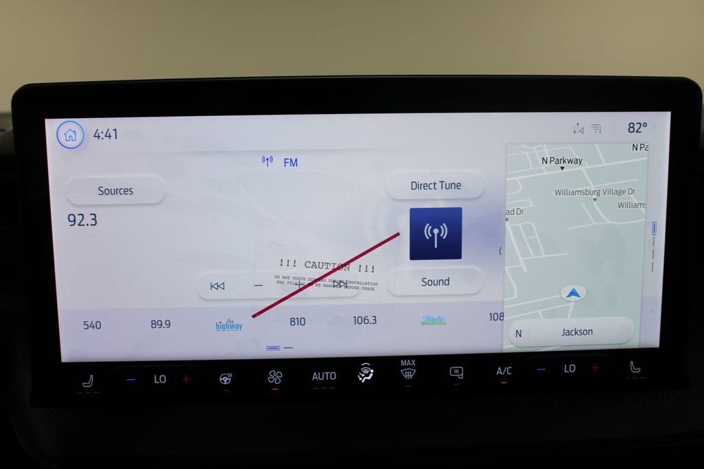 New 2025 Ford Maverick Lariat w/ Black Appearance Package image 42