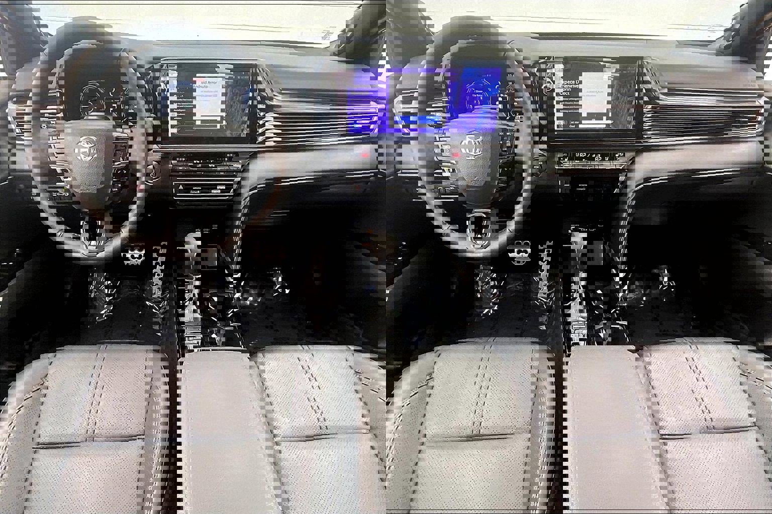 Used 2025 Toyota Camry XSE w/ Premium Plus Package image 19