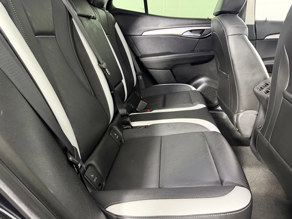 Used 2025 Buick Envision Sport Touring AWD/4WD image 27