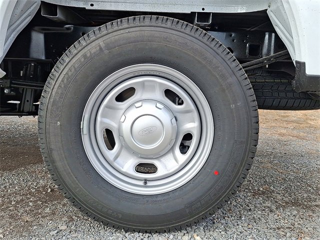 New 2026 Ford F250 XL w/ FX4 Off-Road Package image 5