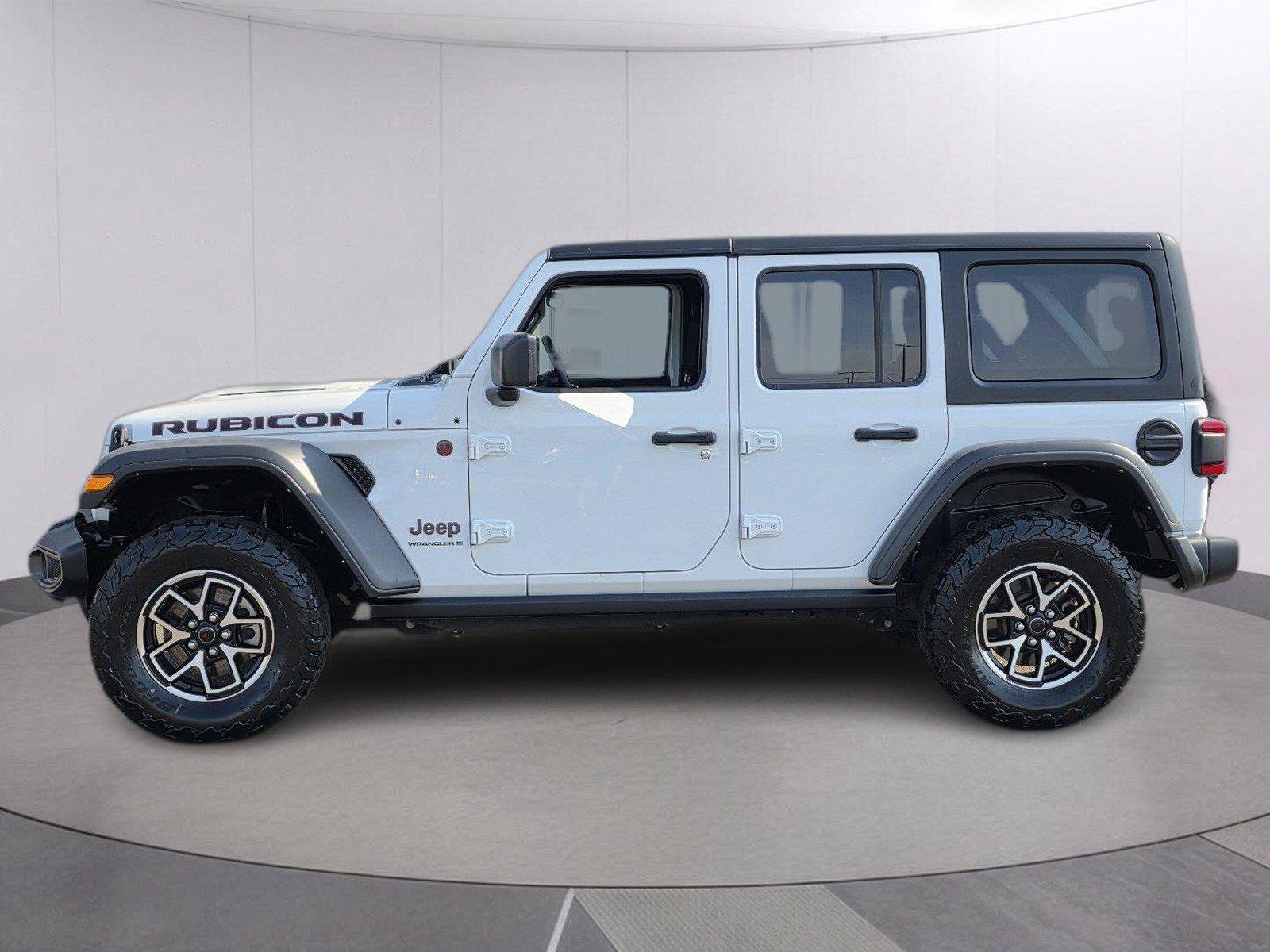 Used 2024 Jeep Wrangler Unlimited Rubicon AWD/4WD image 2