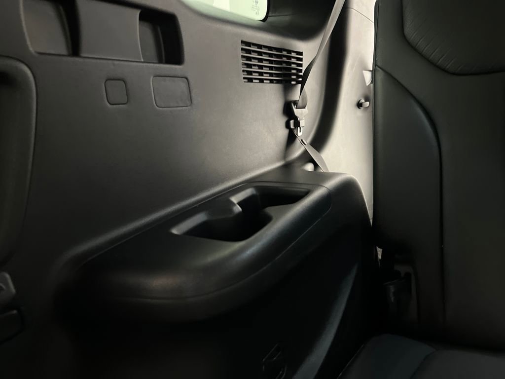 Used 2025 Hyundai Palisade SEL image 32