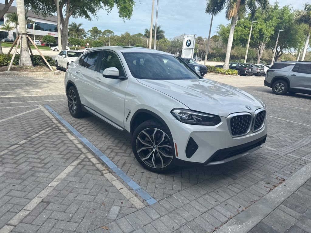 Certified 2023 BMW X4 xDrive30i w/ Premium Package image 11