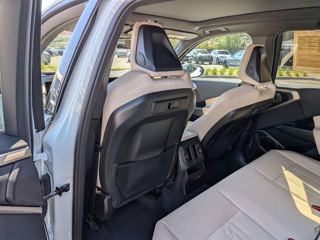 Used 2025 BMW X3 xDrive30i w/ Premium Package image 10