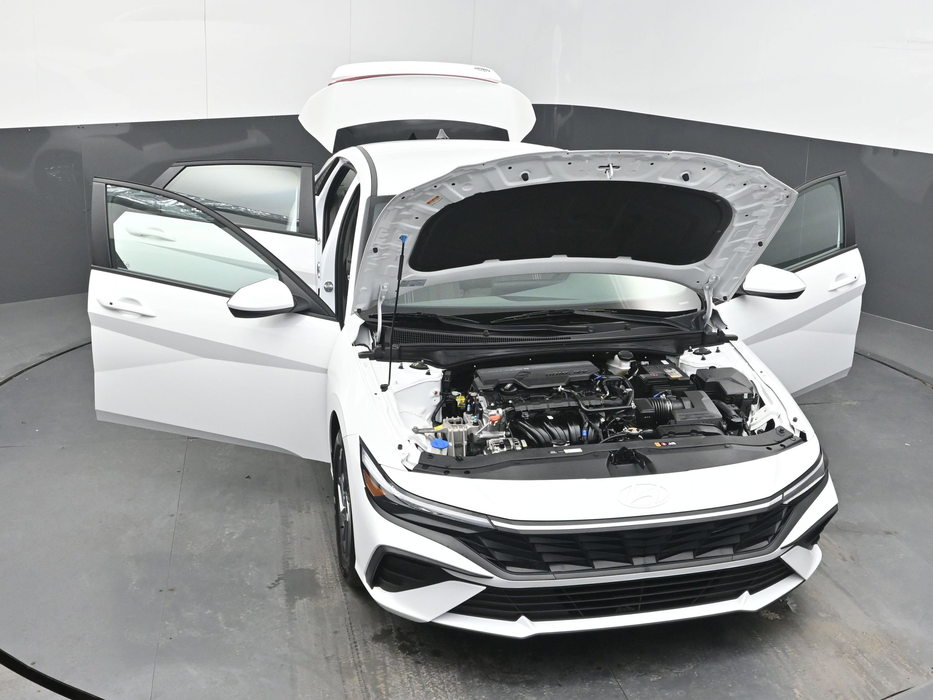 Used 2024 Hyundai Elantra SEL image 52