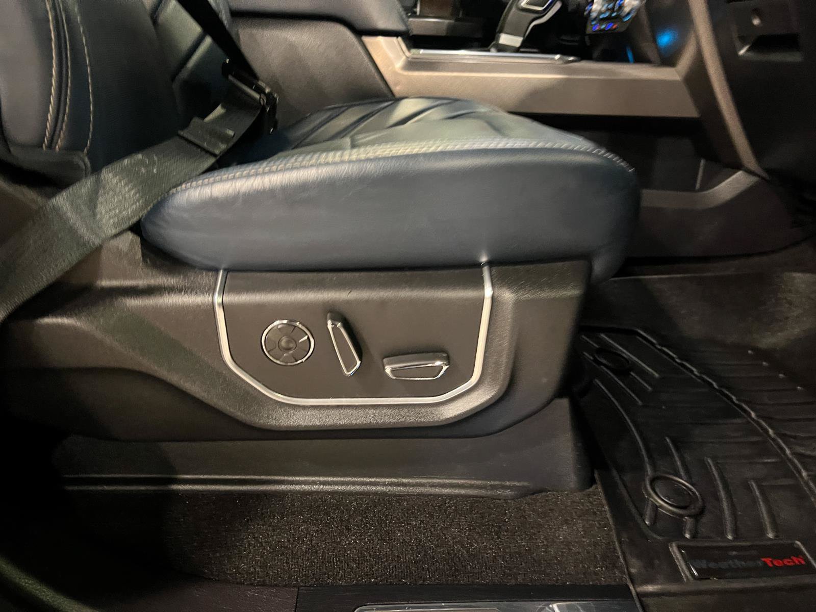 Used 2018 Ford F150 Limited w/ Trailer Tow Package AWD/4WD image 41