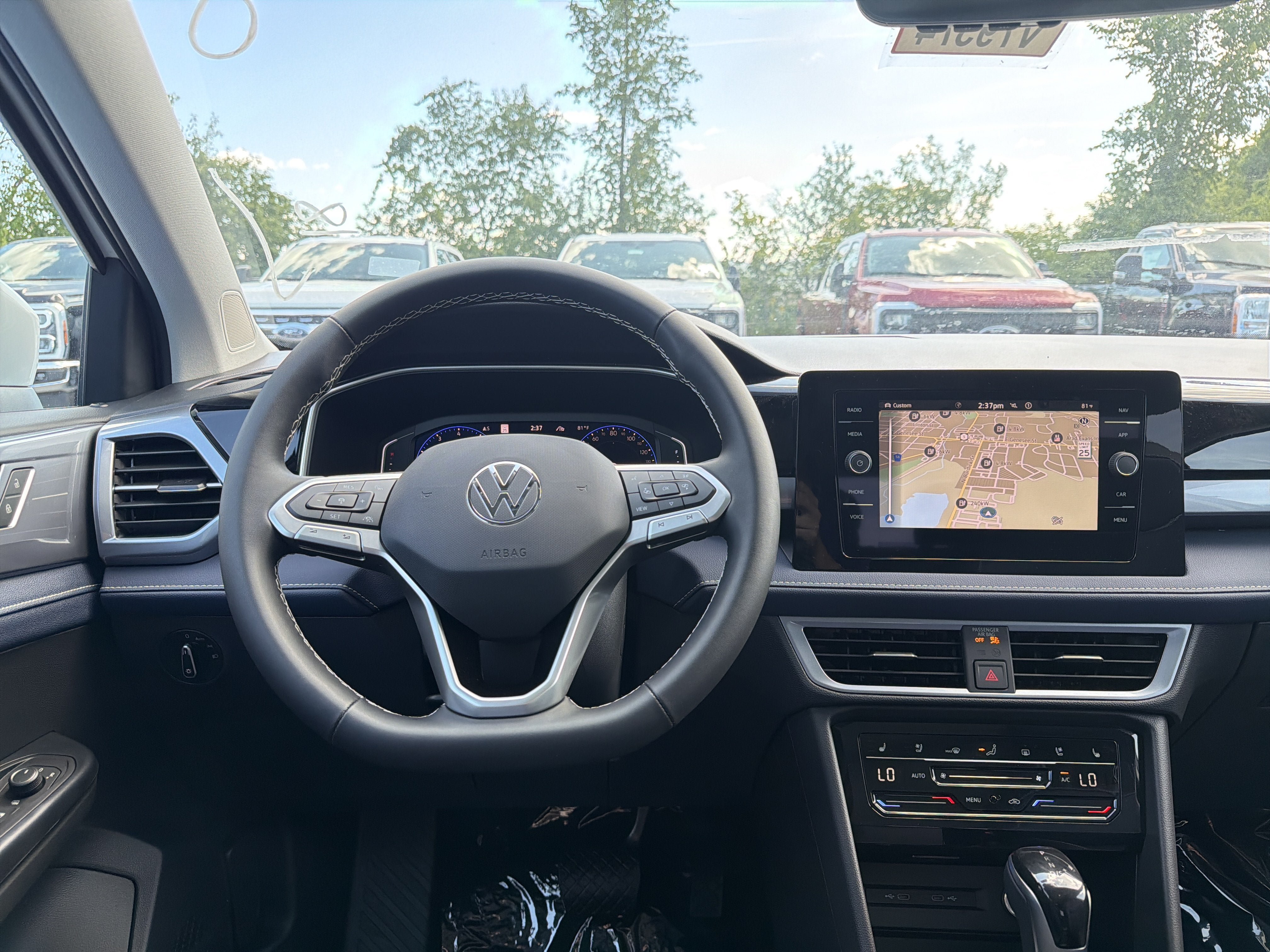 New 2026 Volkswagen Taos SEL AWD/4WD image 12
