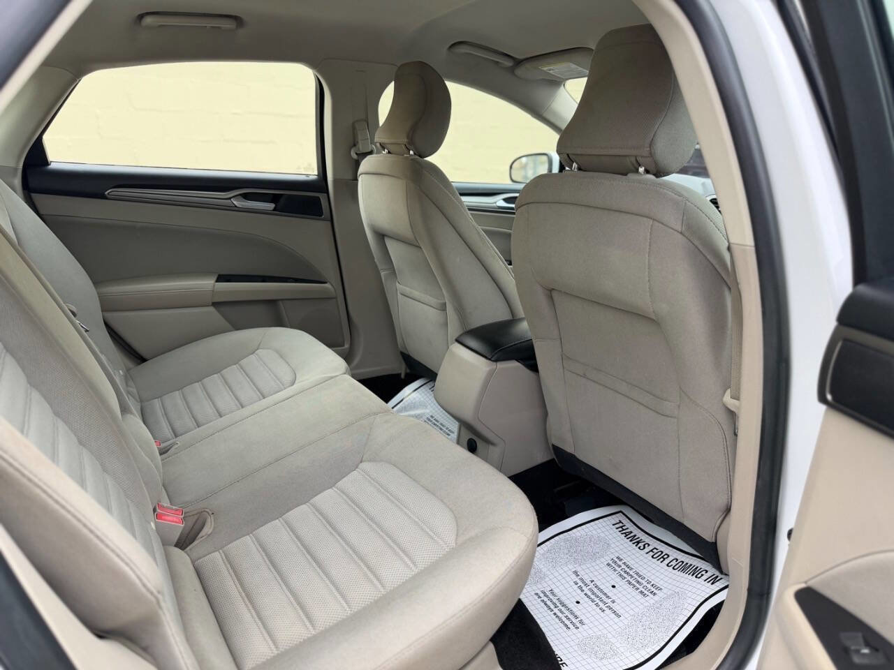 Used 2018 Ford Fusion SE image 15