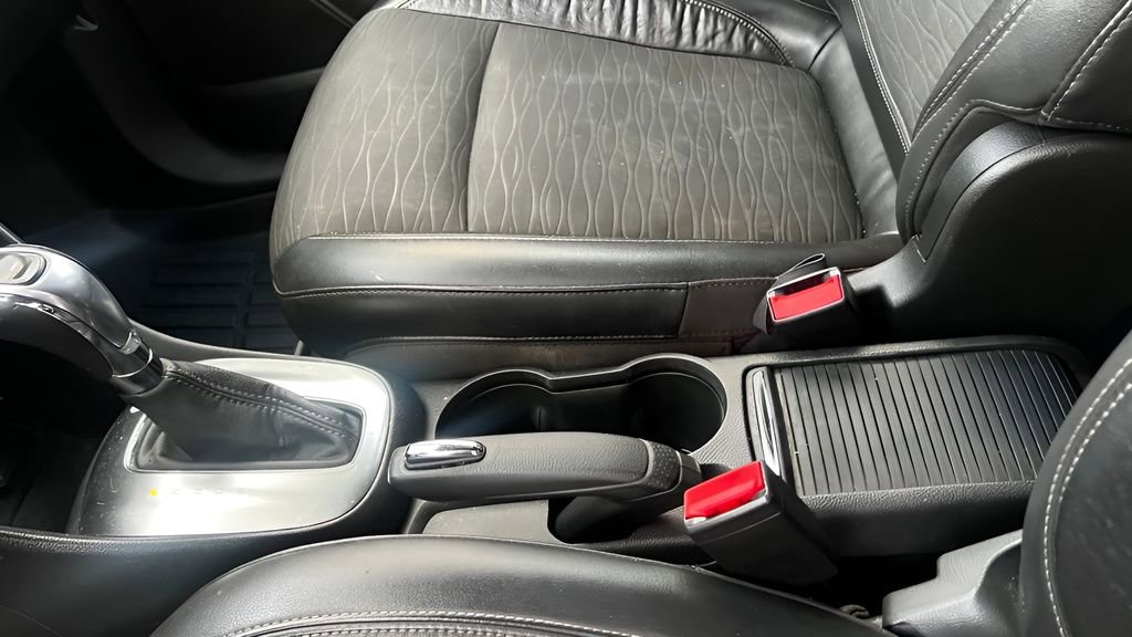 Used 2016 Buick Encore AWD image 15