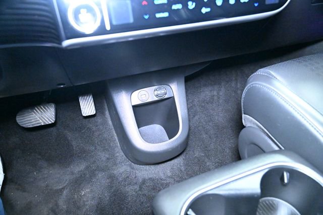 Used 2024 Hyundai Ioniq 5 Limited image 28