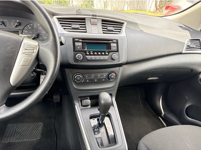 Used 2016 Nissan Sentra S FWD image 21