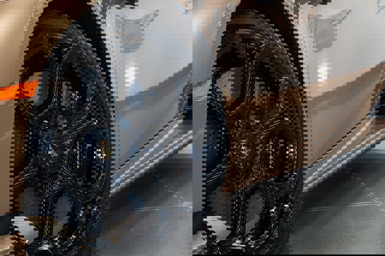 Used 2024 Lamborghini Huracan Tecnica image 24