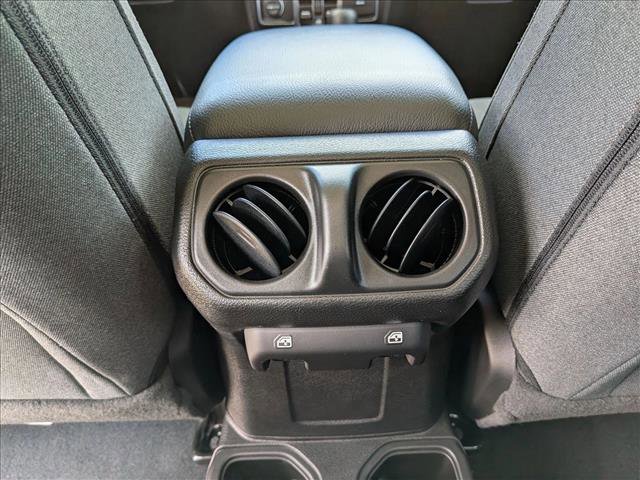 Used 2024 Jeep Gladiator Sport image 17