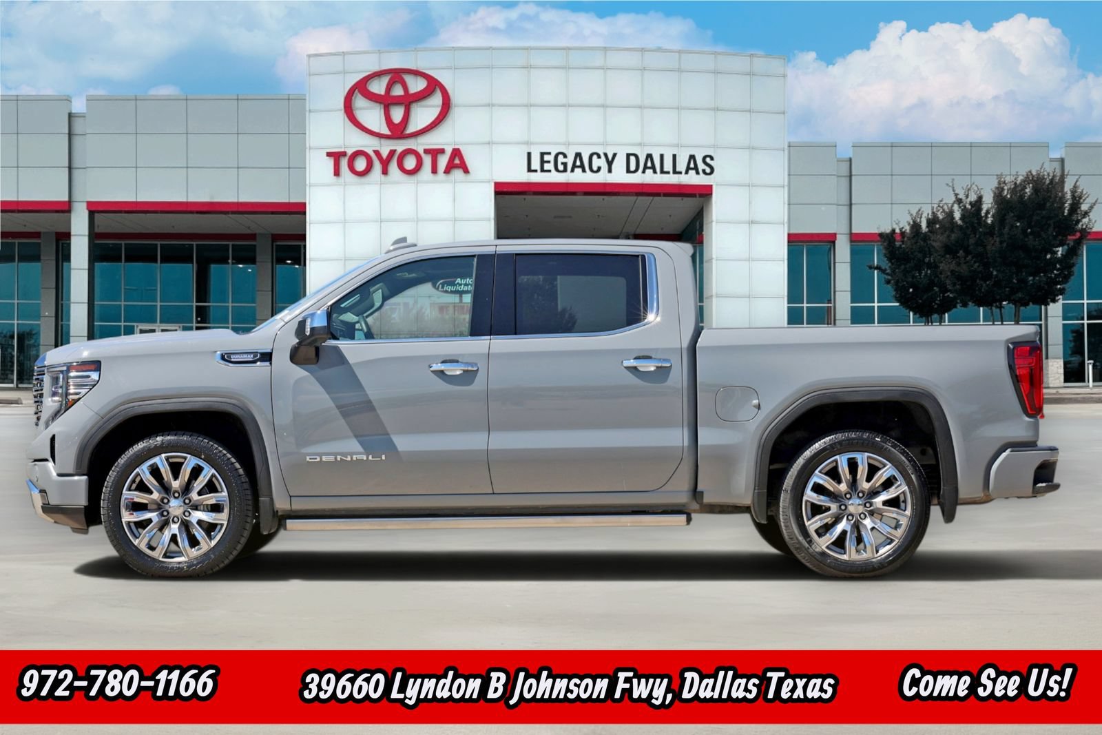 Used 2024 GMC Sierra 1500 Denali RWD image 7