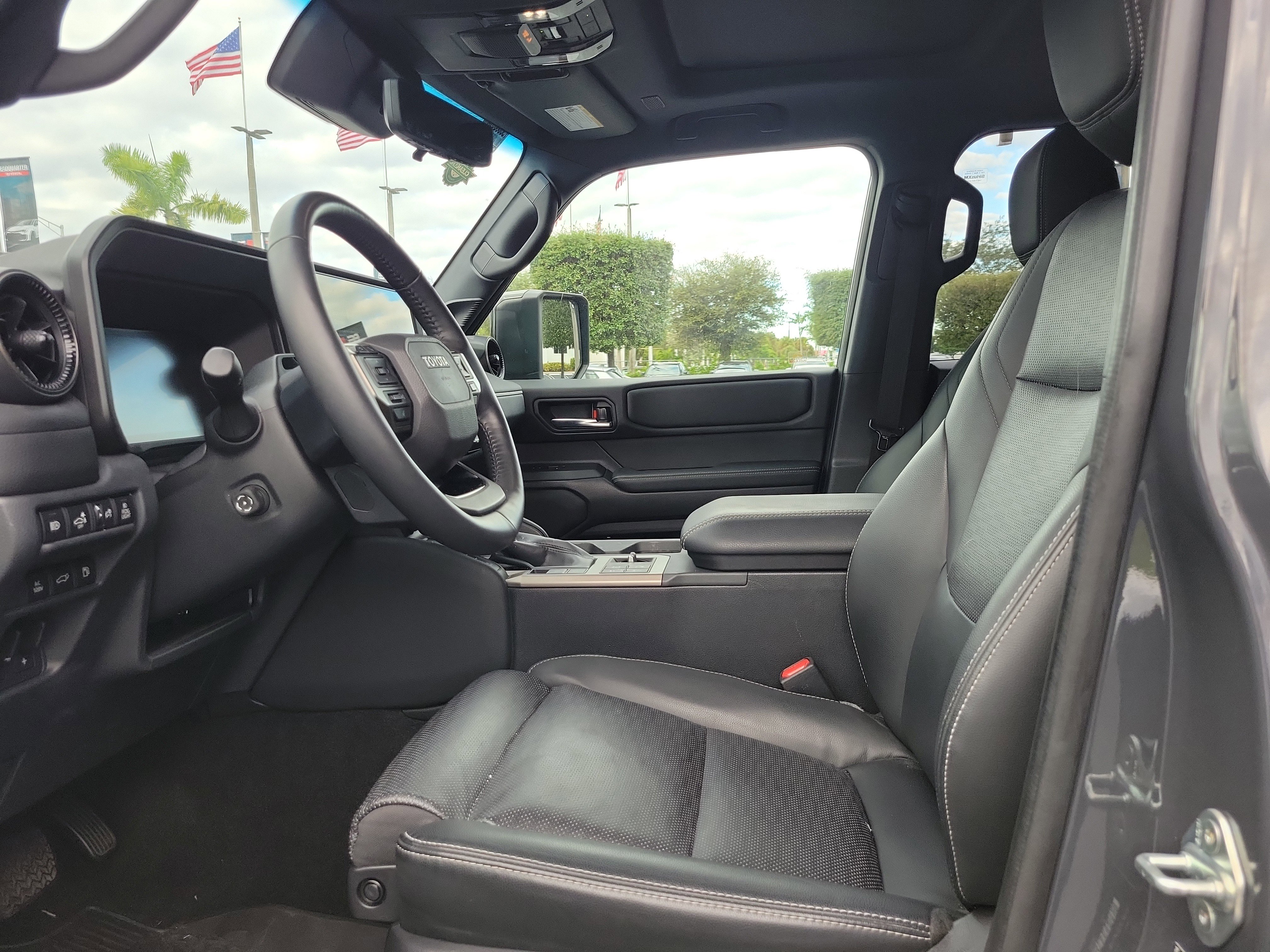 Used 2024 Toyota Land Cruiser image 19