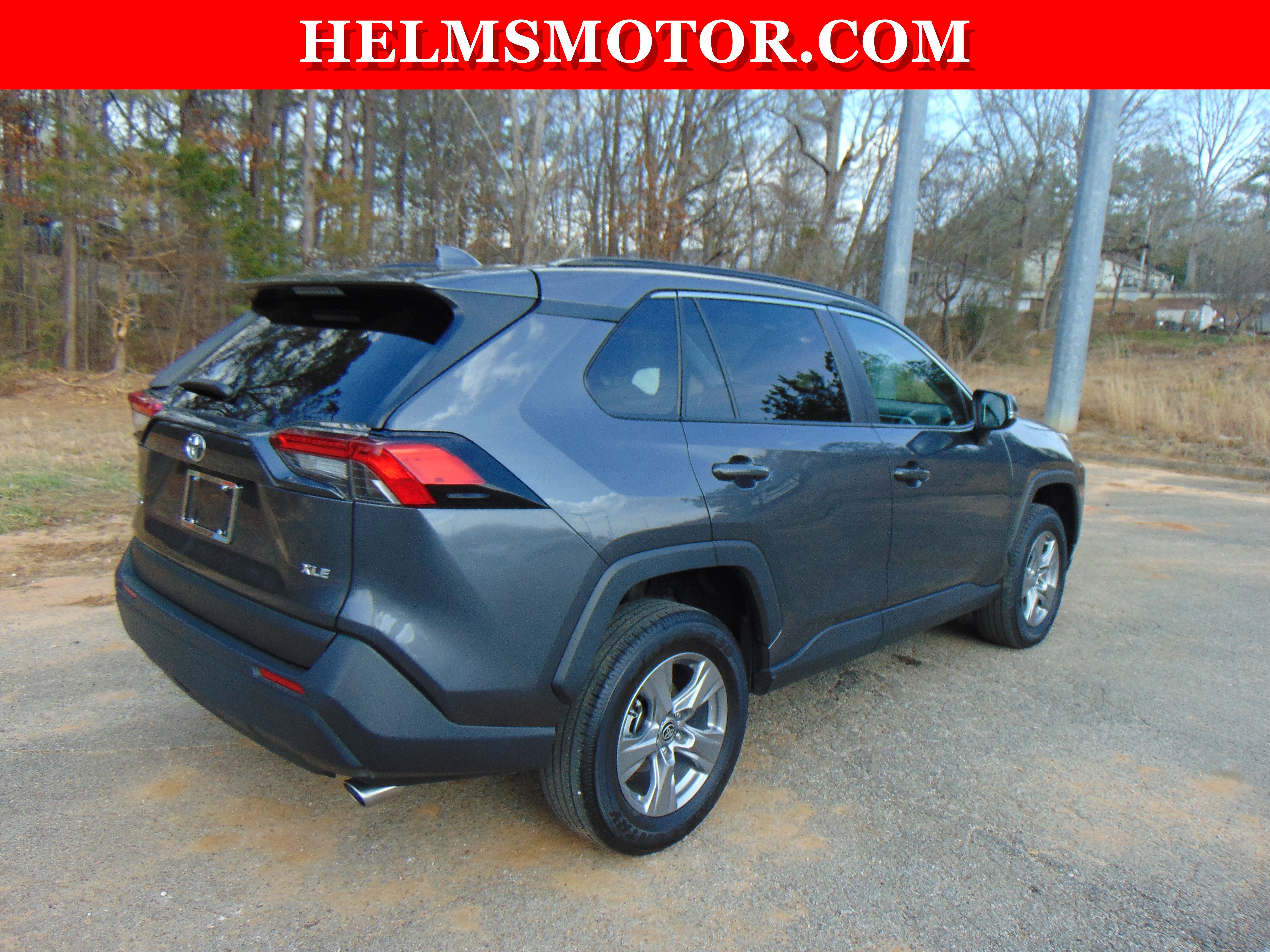 Used 2025 Toyota RAV4 XLE w/ Convenience Package image 17