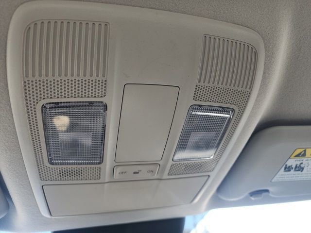 Used 2018 Toyota Yaris iA image 21