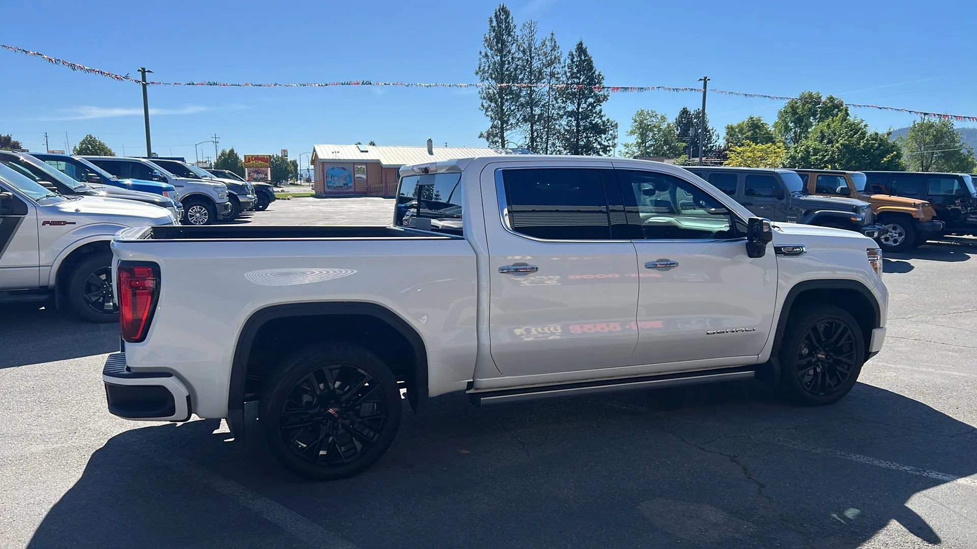 Used 2021 GMC Sierra 1500 Denali w/ Denali Ultimate Package image 3