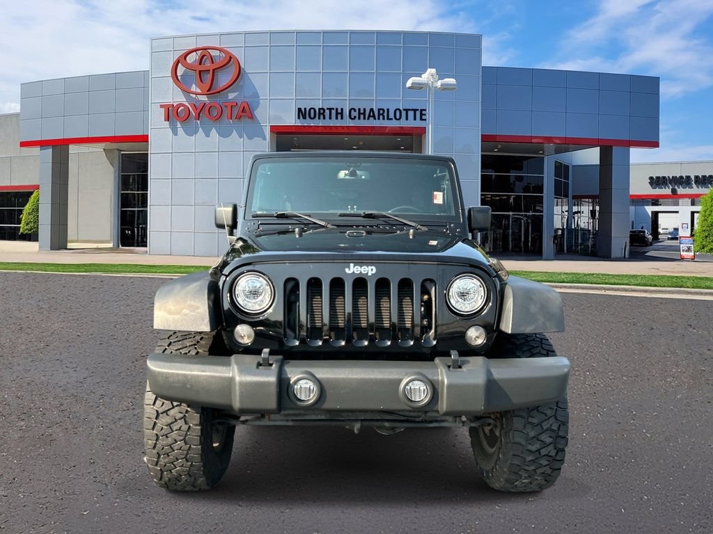 Used 2018 Jeep Wrangler Unlimited Rubicon w/ Connectivity Group AWD/4WD image 2