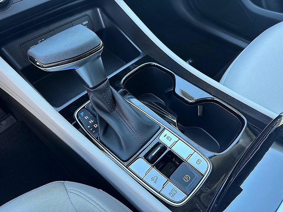 New 2026 Hyundai Tucson SE image 12