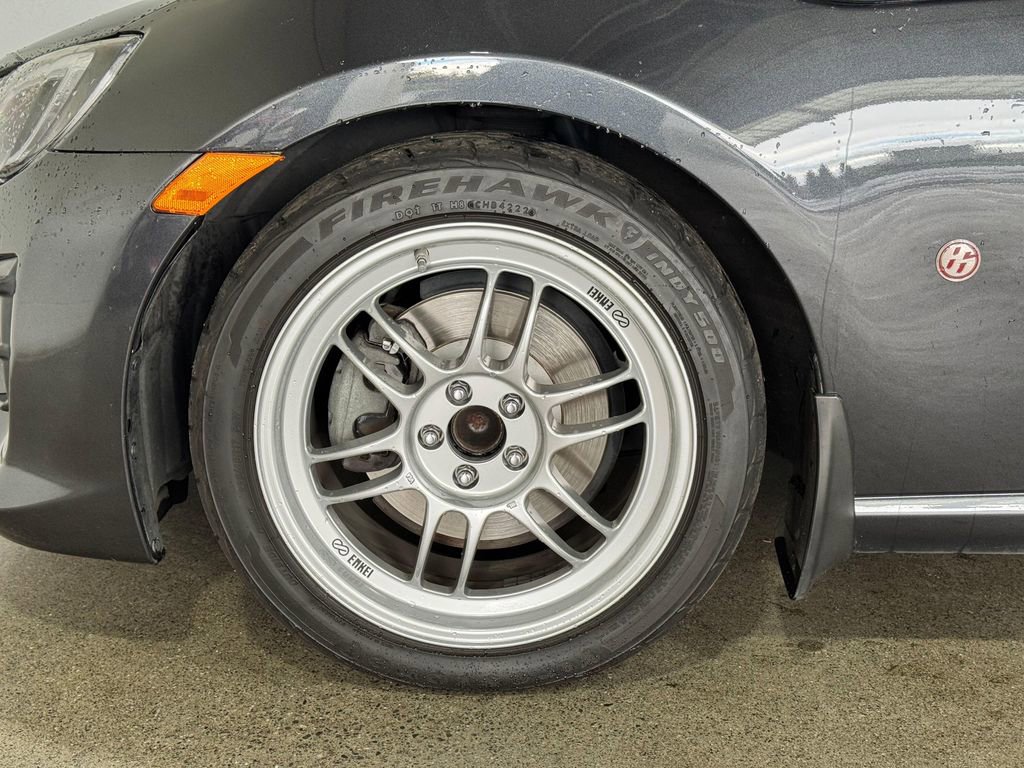 Used 2019 Toyota 86 RWD image 8