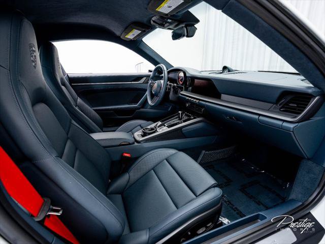 Used 2024 Porsche 911 Carrera S RWD image 36