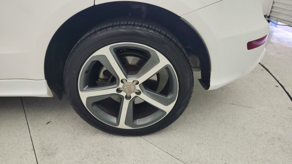 Used 2015 Audi Q5 3.0T Premium Plus w/ Technology Package image 28