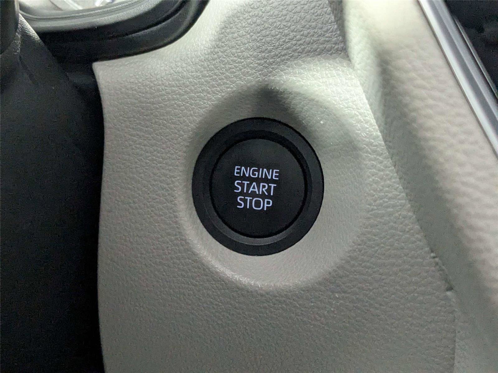 Certified 2024 Toyota Corolla Cross LE w/ Moonroof Package image 34