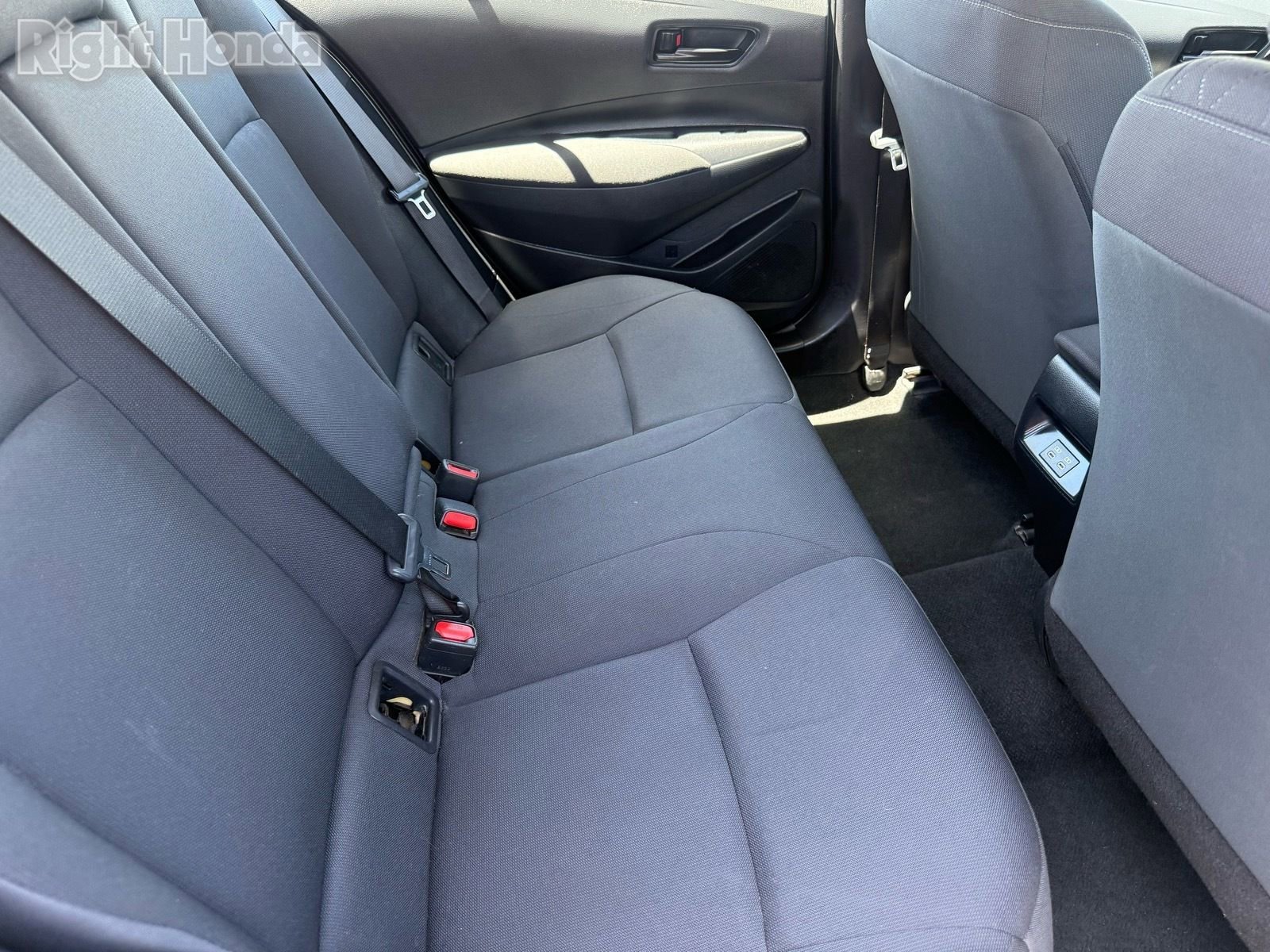 Used 2024 Toyota Corolla LE FWD image 28